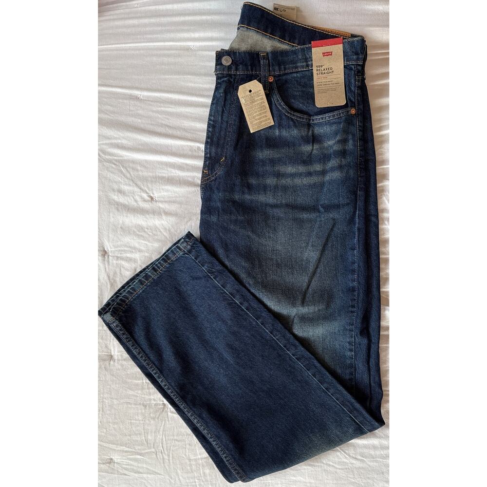 NWT Levi’s Ease 559 Relaxed Straight Fit Jeans Men's Size 36x36 Dark Blue